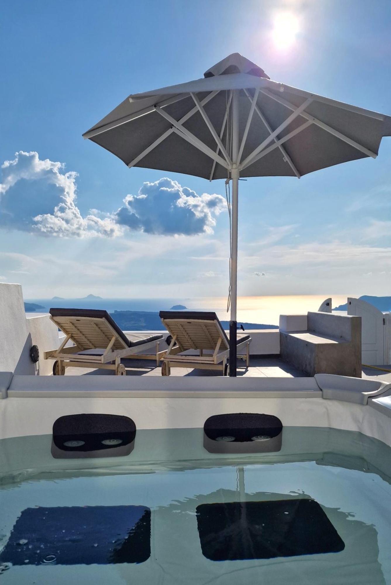 Karpimo Horizon - Caldera View With Private Hot Tub Βίλα Φηροστεφάνι Εξωτερικό φωτογραφία